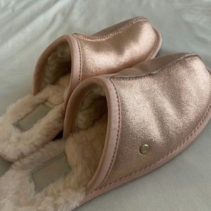 Ugg slippers